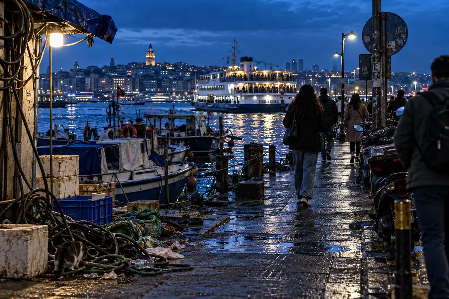 Illustrative travel-bay scene with distracting elements